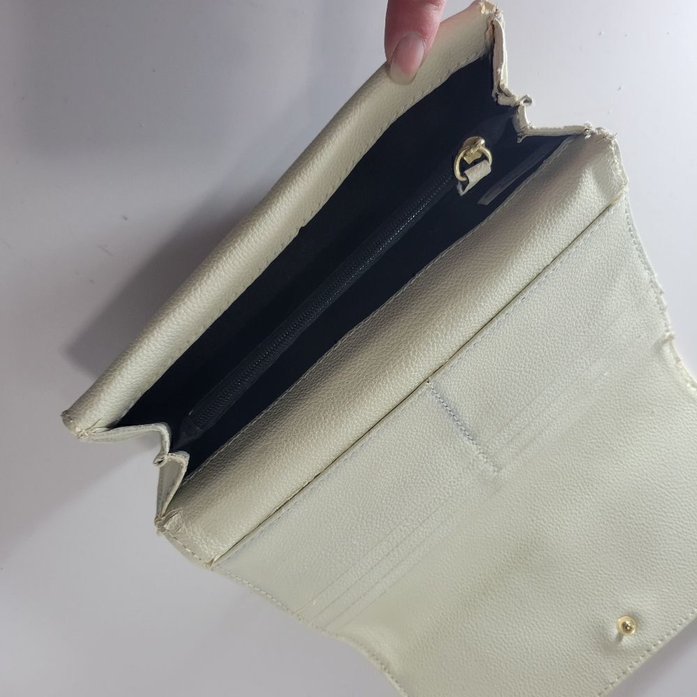 Calvin Klein Cream Wallet  - Picture 6 of 15